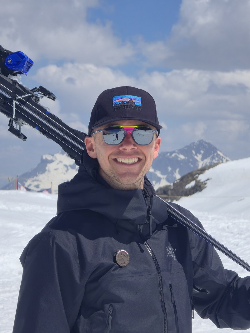Le coach — moniteur de ski Mont Blanc Ski Lab